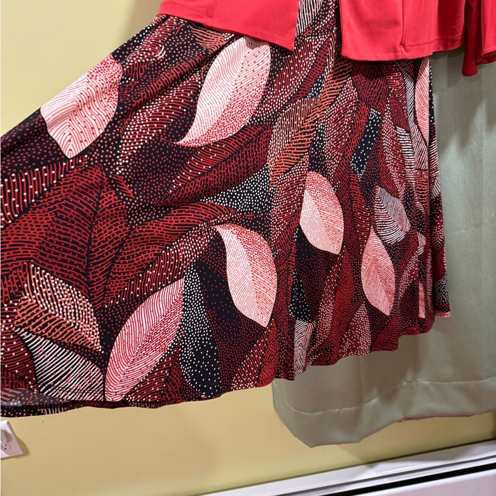 Red Patterned Dress with Jacket - Picture 15 of 16